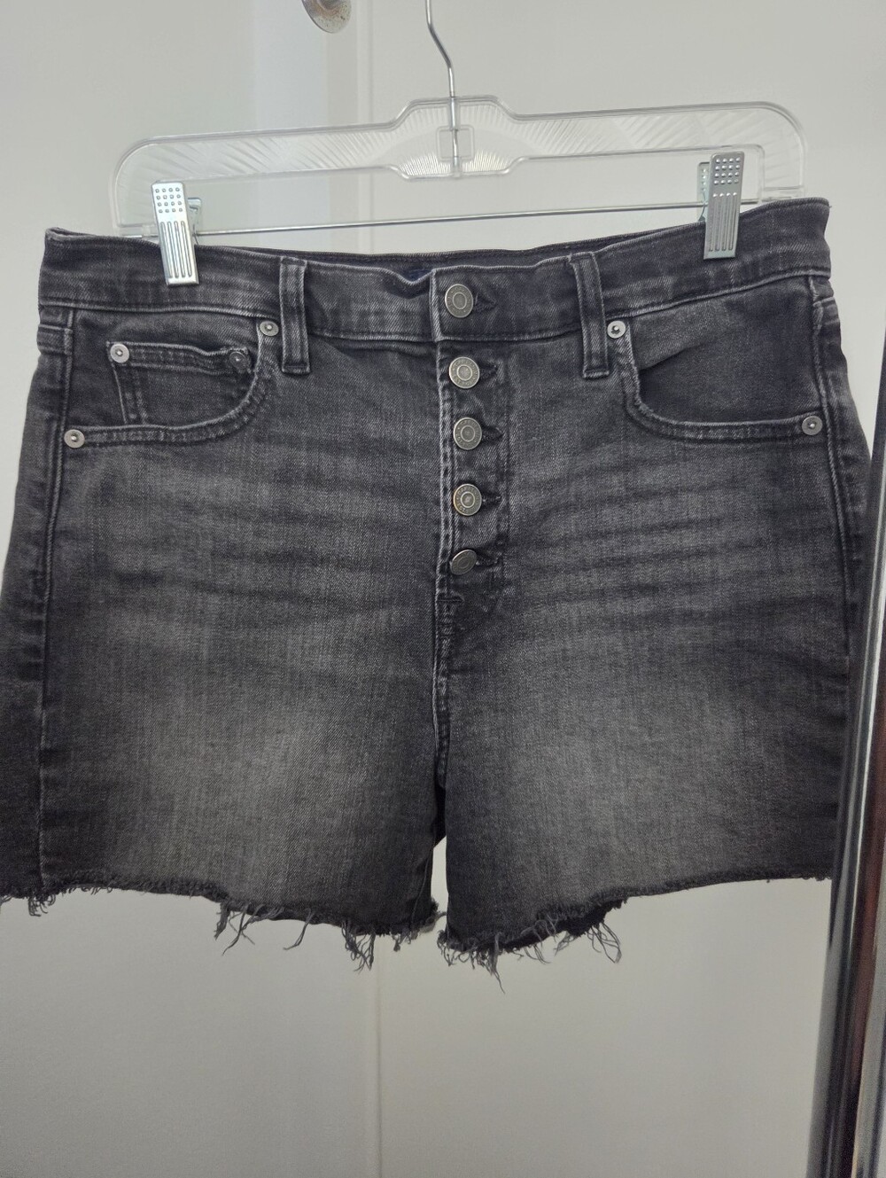 Gap Buttonfly Cut Off Shorts M